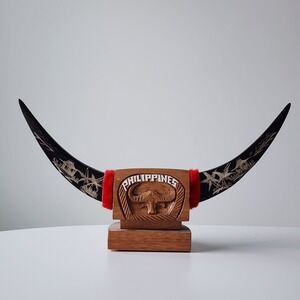 Vintage Philippines Wood Pen Pencil Holder Carved Engraved Water Buffalo Horns